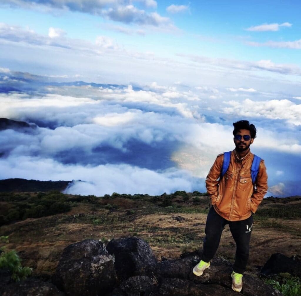Akash above the clouds