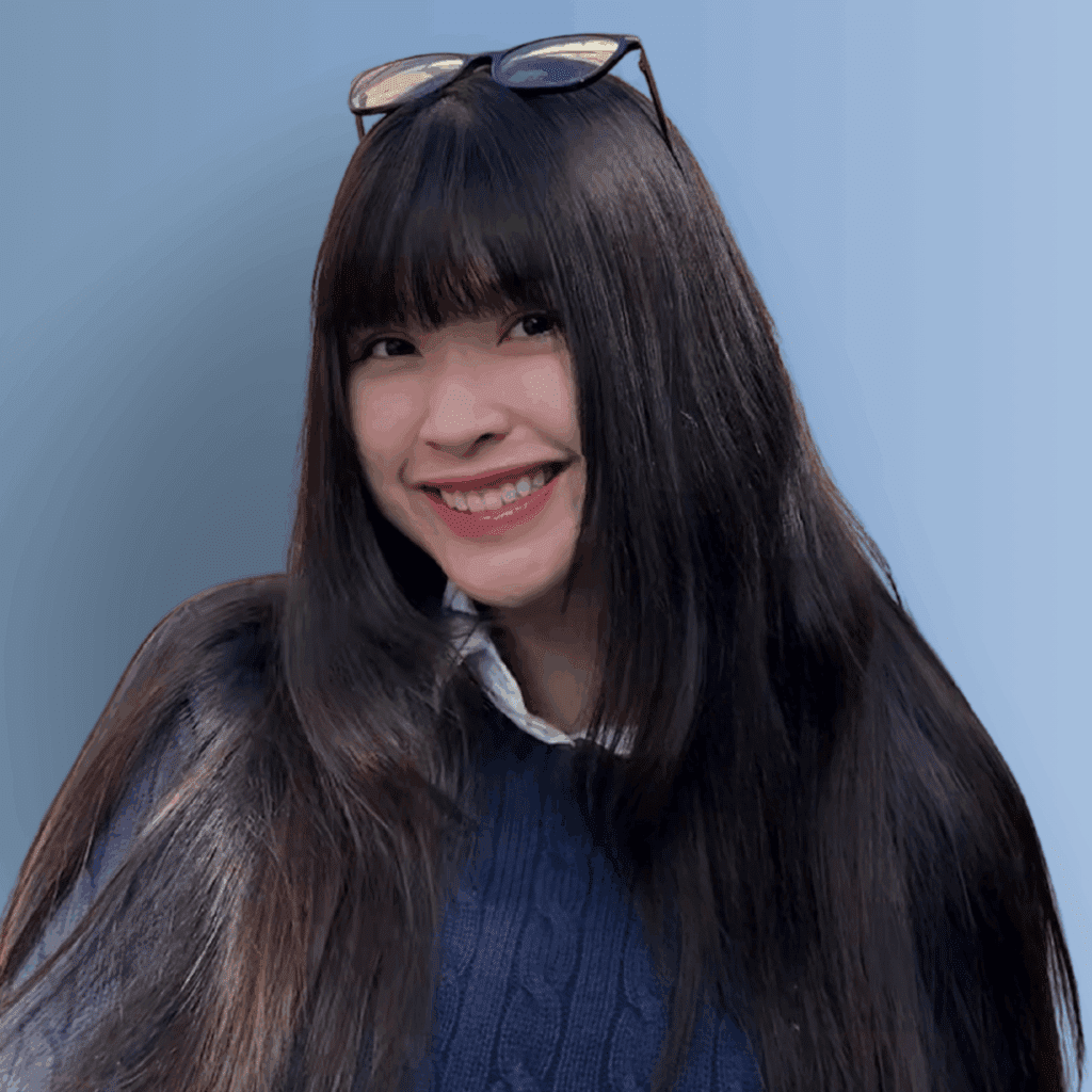 Headshot of Nicole